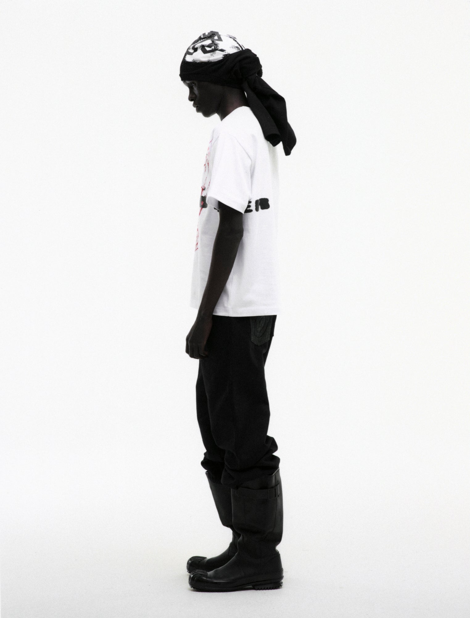 WHITE SPINNER TEE ON MODEL