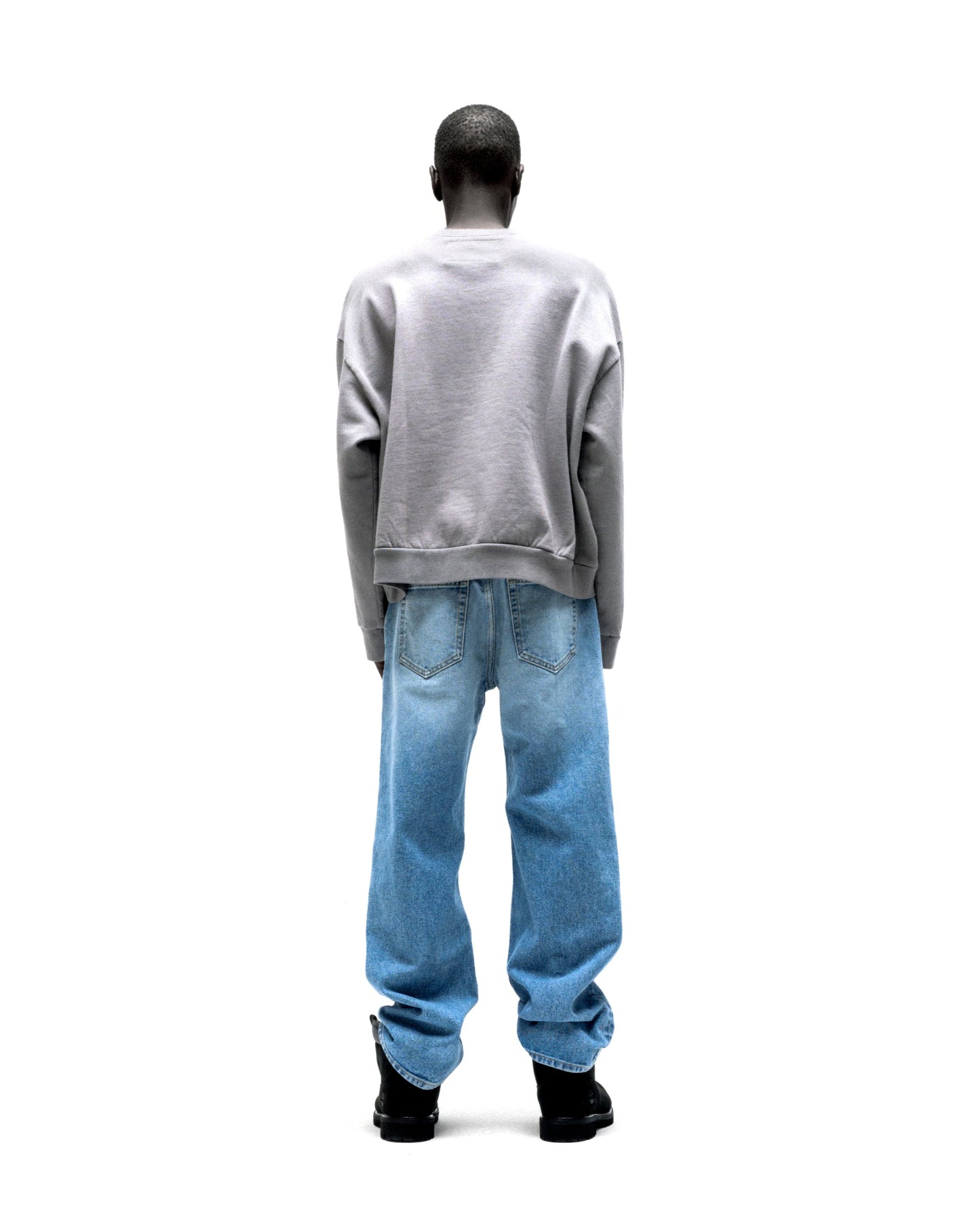 CUNTRY OVAL CREWNECK