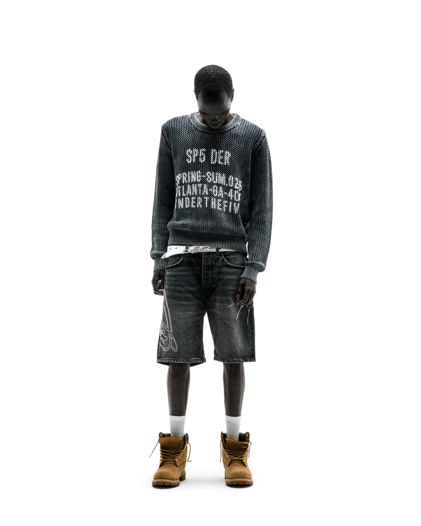UNDERTHEFIVE SWEATER
