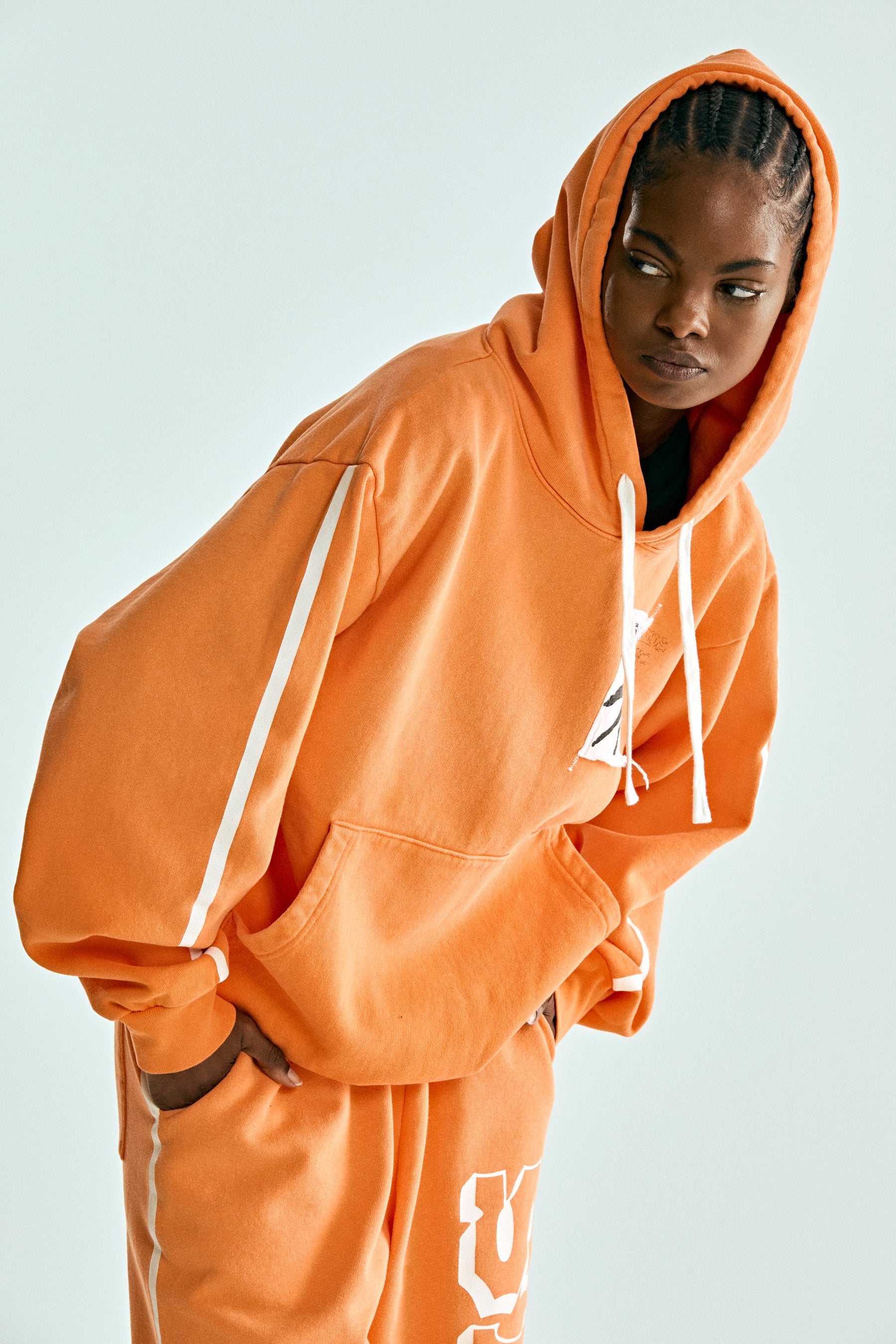 ORANGE 5STAR RODEO HOODIE ON MODEL