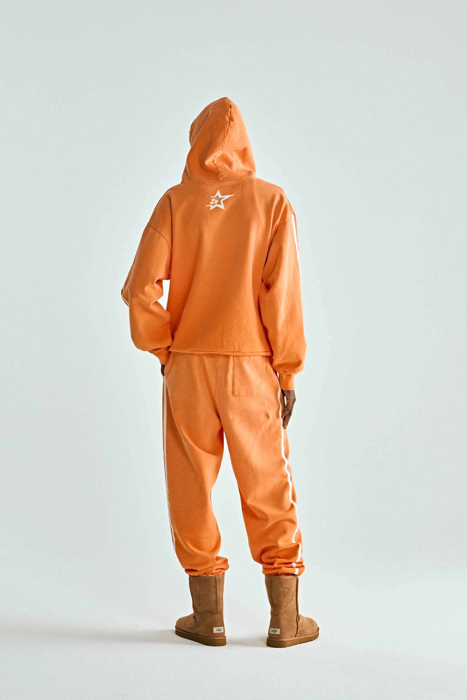 ORANGE 5STAR RODEO HOODIE ON MODEL