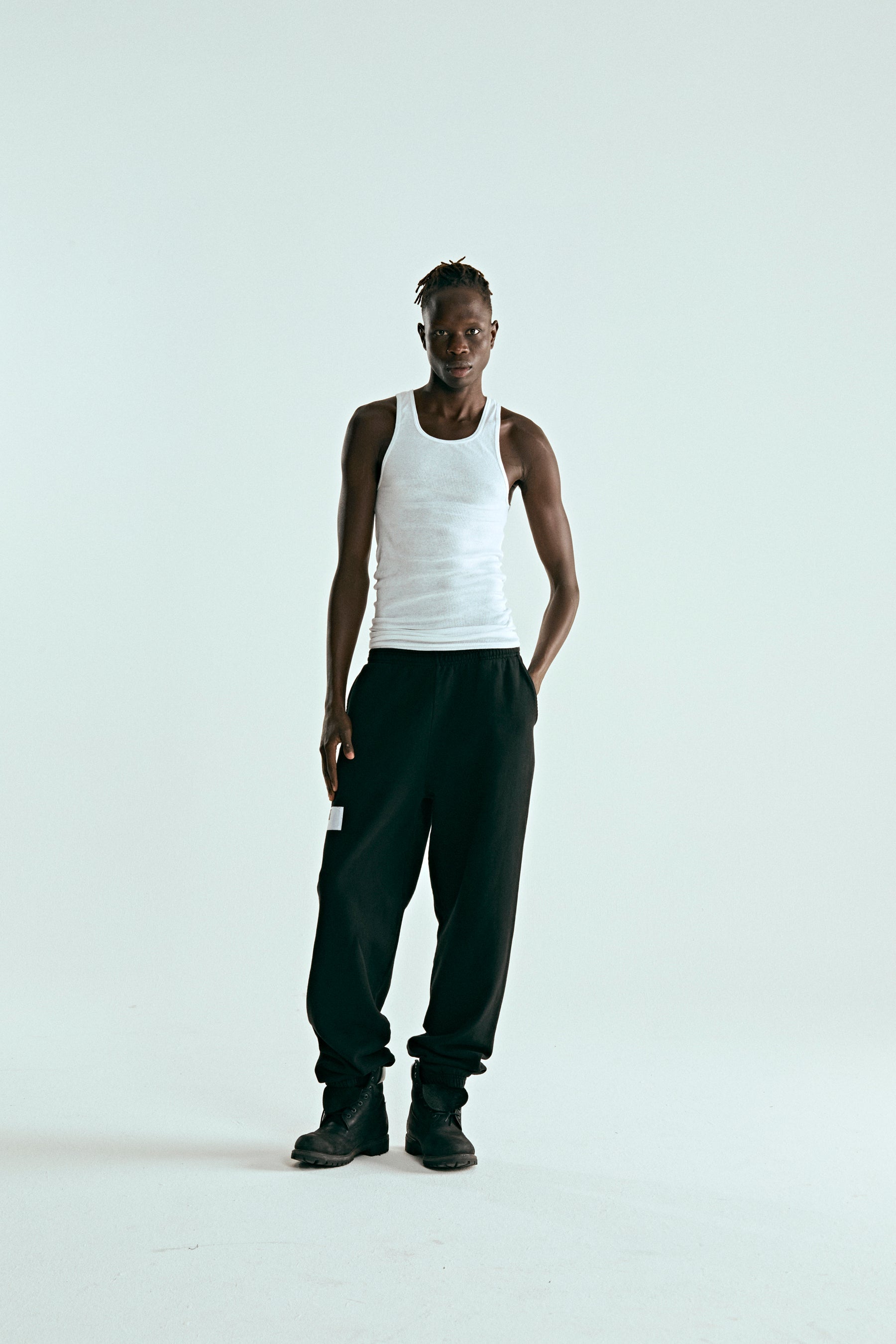 BLACK WAIT SWEATPANT ON MODEL