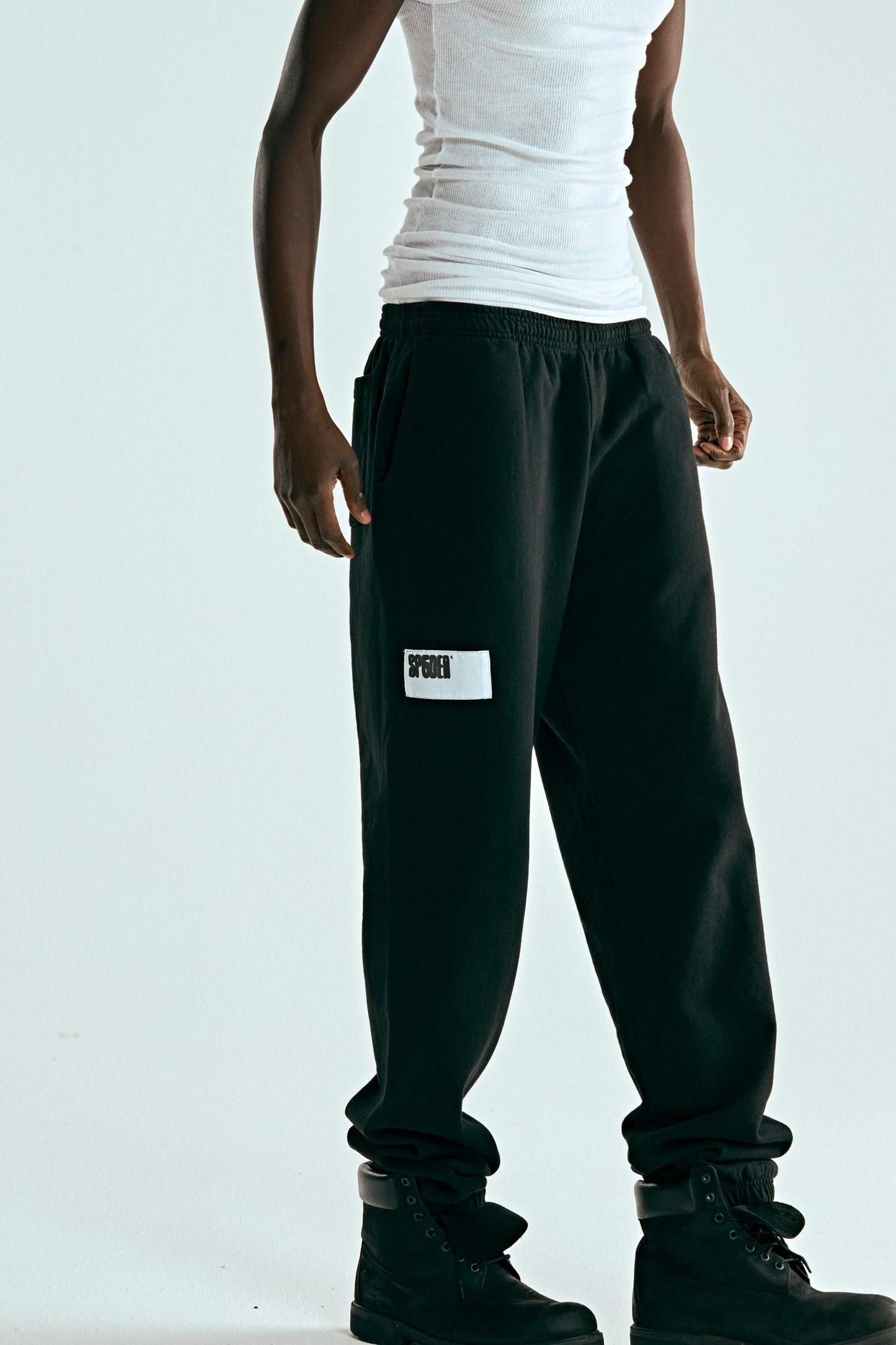 BLACK WAIT SWEATPANT ON MODEL