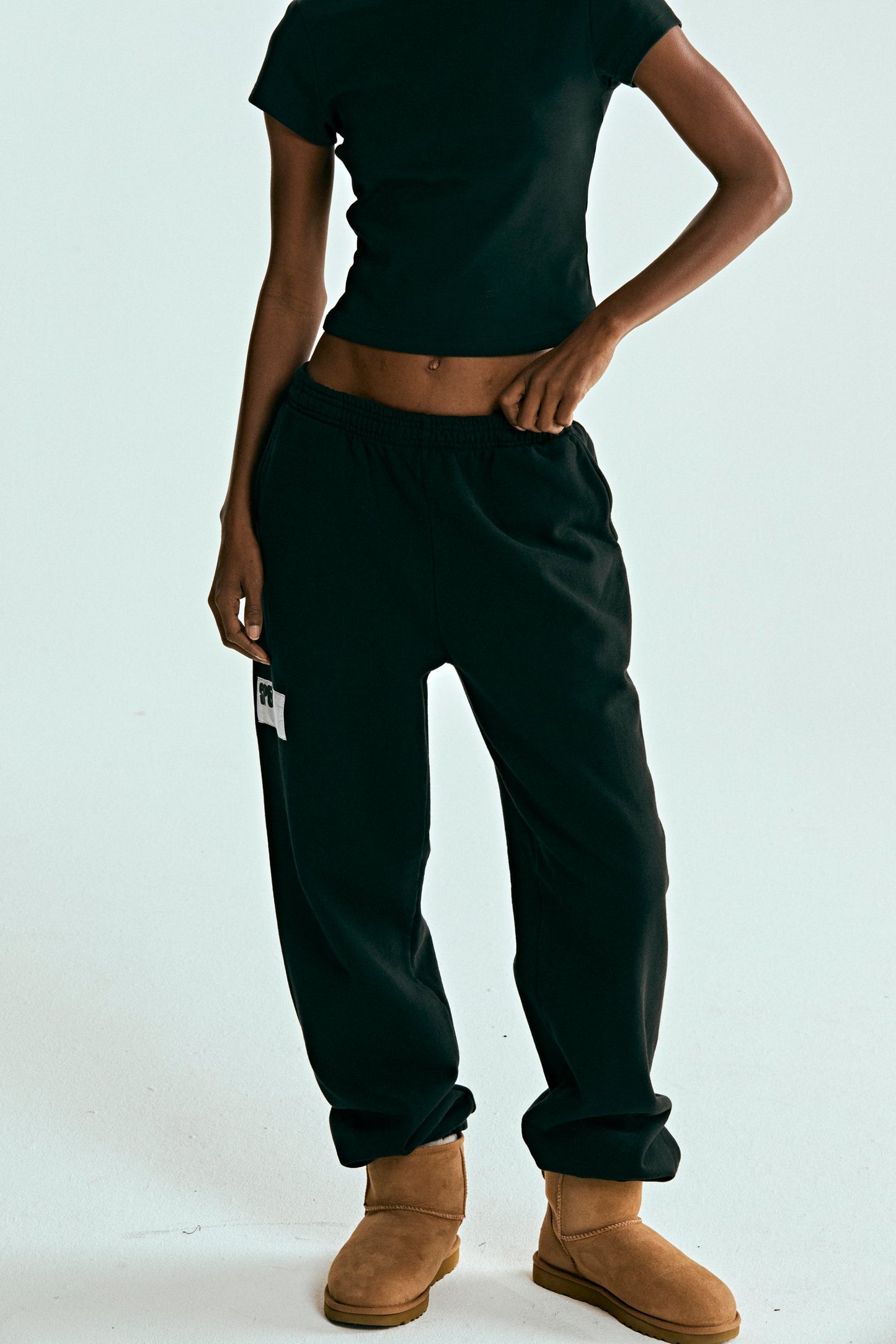 BLACK WAIT SWEATPANT ON MODEL